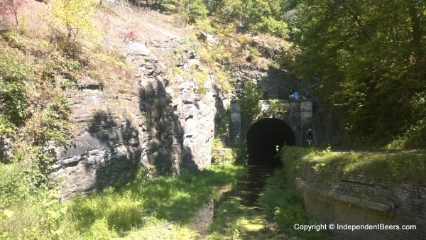 The hop farm is very close to the tow path, so it was an easy ride down to the Paw Paw Tunnel.